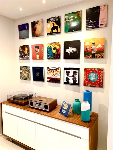 Records Gallery .